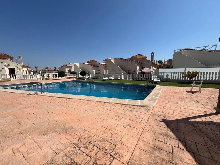 Villa for Sale in Algorfa, Alicante 40
