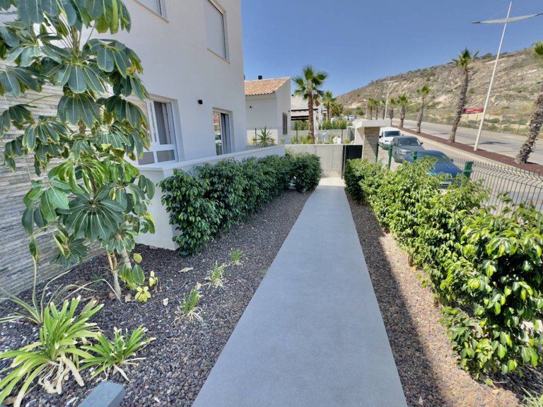 Apartment for Sale in Algorfa, Alicante 28