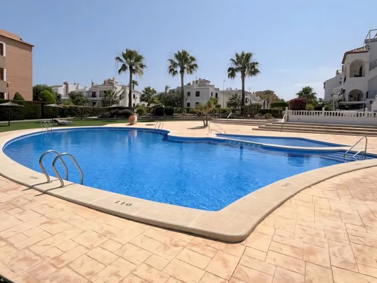Apartment for Sale in Villamartin, Alicante 10