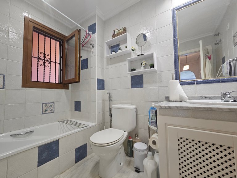 Apartment for Sale in Villamartin, Alicante 25