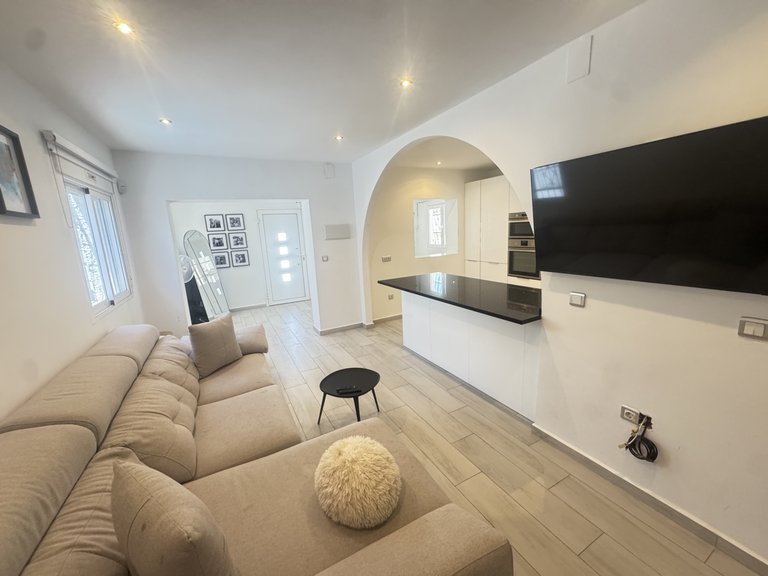 Villa for Sale in Villamartin, Alicante 6