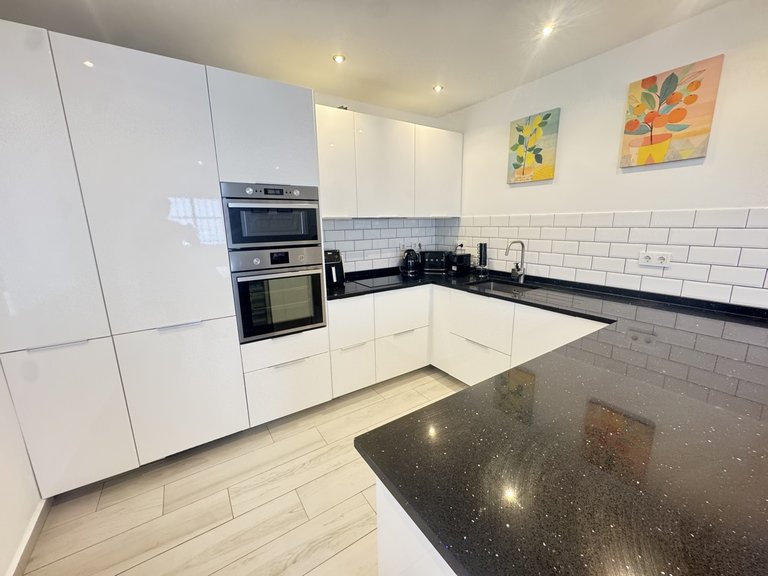 Villa for Sale in Villamartin, Alicante 7