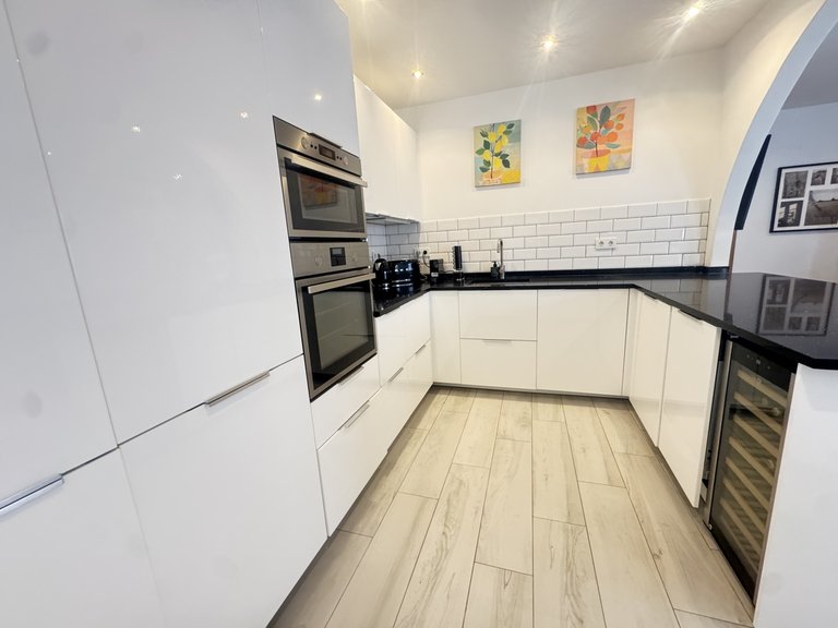 Villa for Sale in Villamartin, Alicante 9