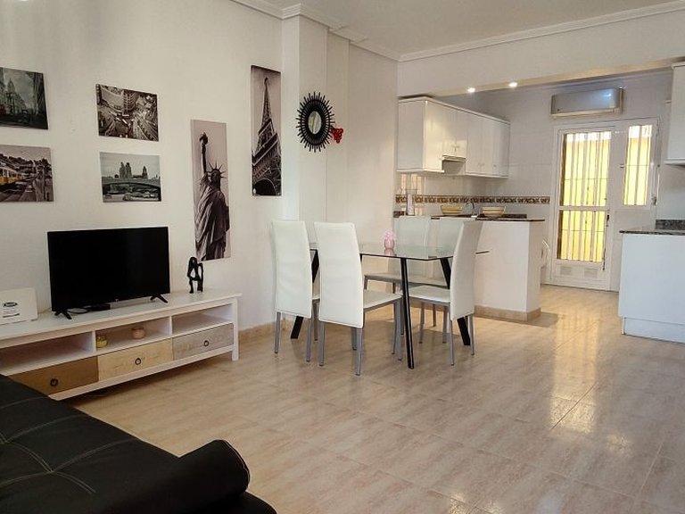 Town House for Sale in Cabo Roig, Alicante 8