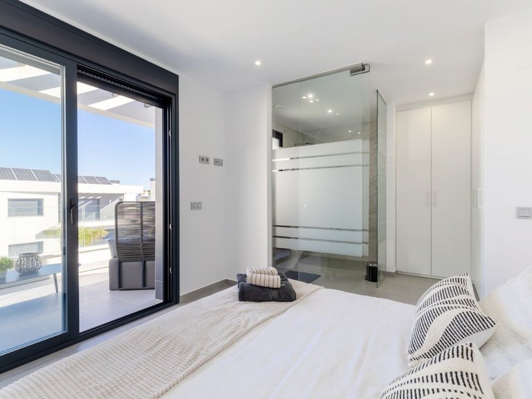 Villa for Sale in Algorfa, Alicante 13