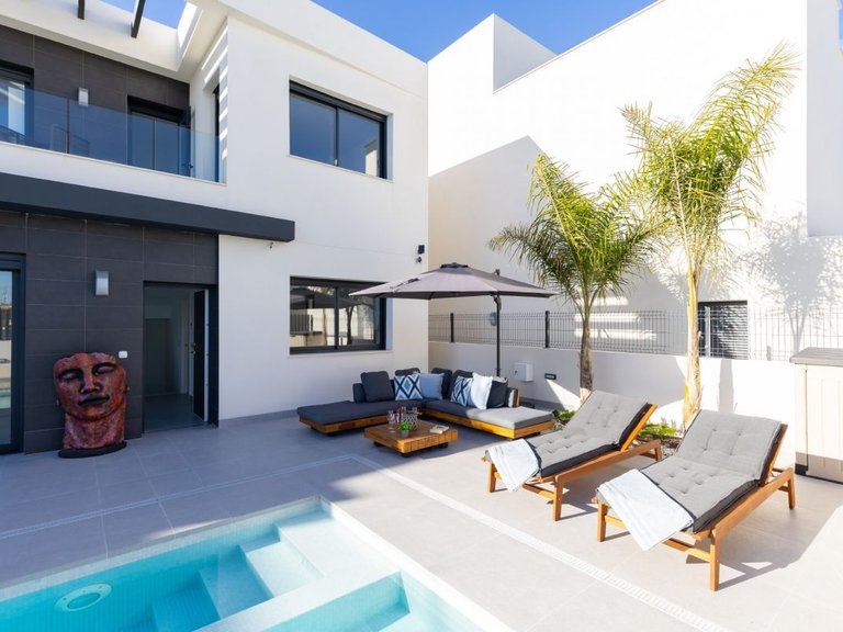 Villa for Sale in Algorfa, Alicante 22
