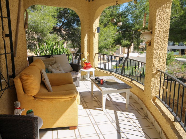 Villa for Sale in Villamartin, Alicante 6