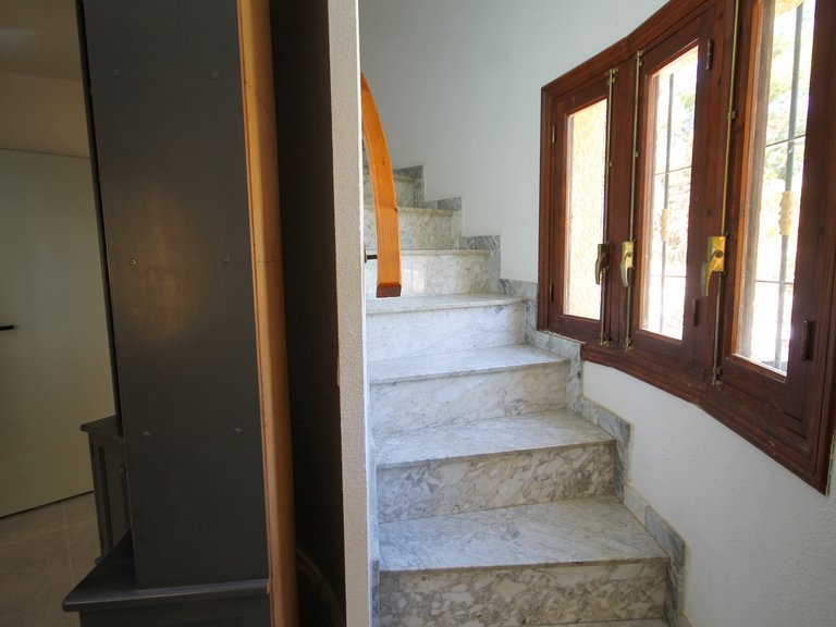 Villa for Sale in Villamartin, Alicante 20