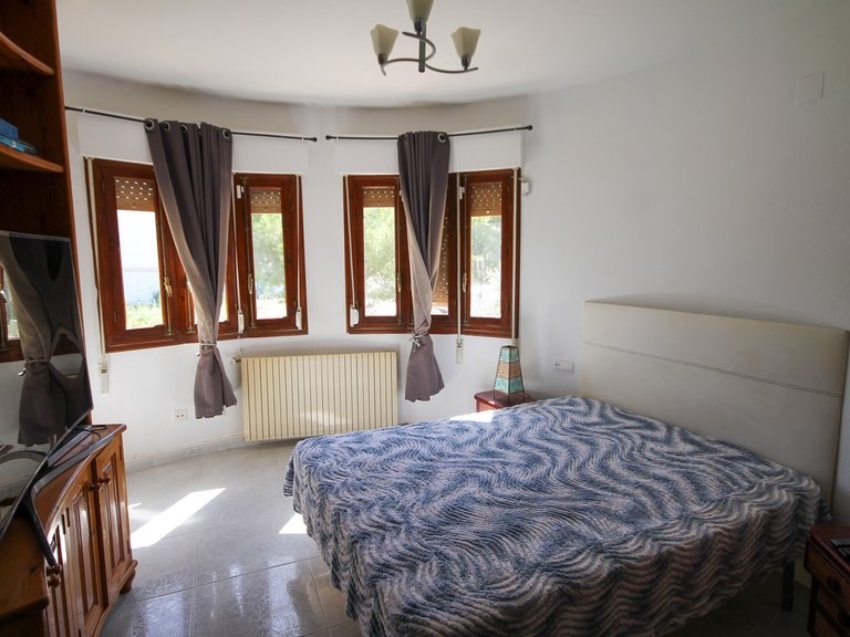 Villa for Sale in Villamartin, Alicante 21