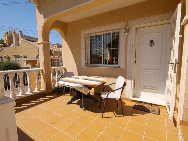 Villa for Sale in Villamartin, Alicante 2