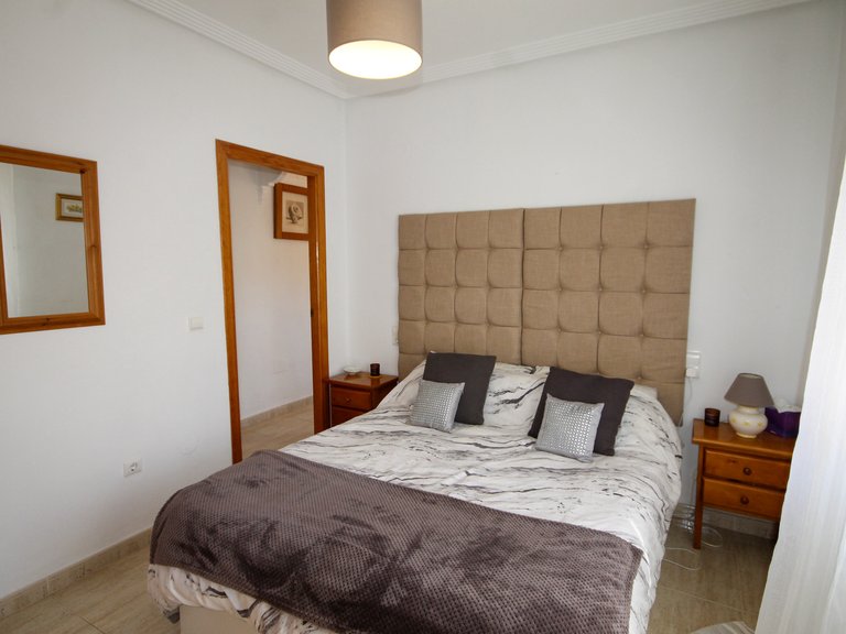 Villa for Sale in Villamartin, Alicante 9
