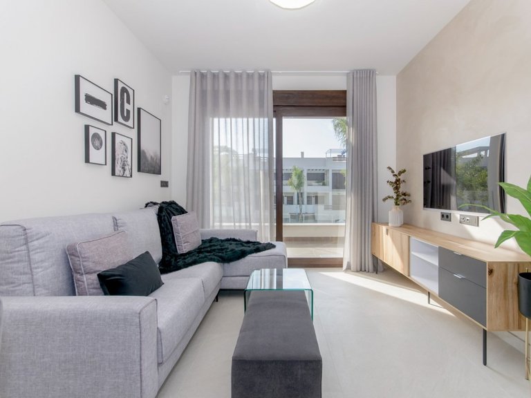 Apartment for Sale in Los Balcones, Alicante 3