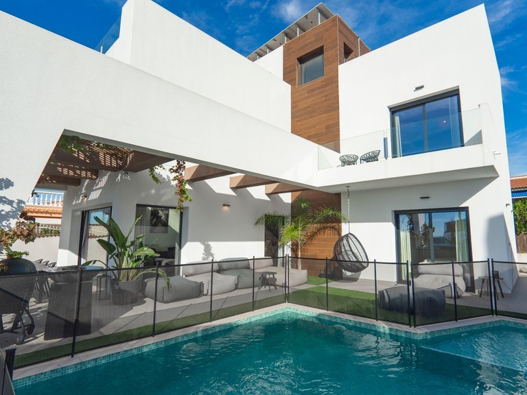 Villa for Sale in Ciudad Quesada, Alicante 1