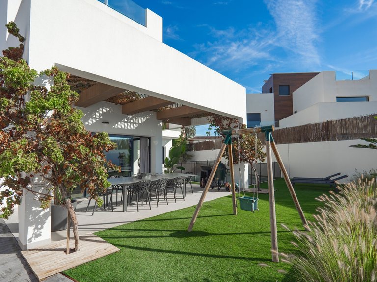 Villa for Sale in Ciudad Quesada, Alicante 32