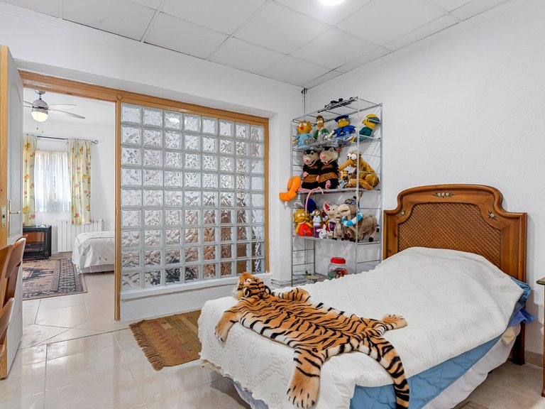 Villa for Sale in Jacarilla, Alicante 18