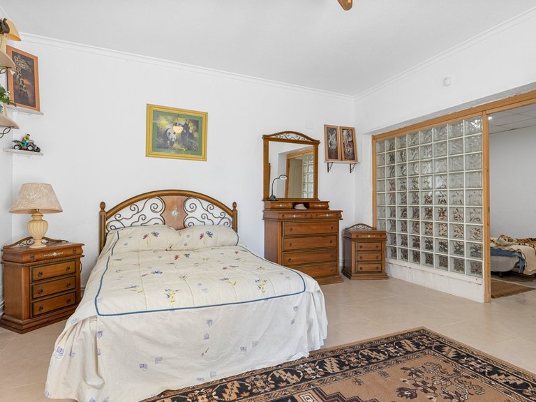 Villa for Sale in Jacarilla, Alicante 20