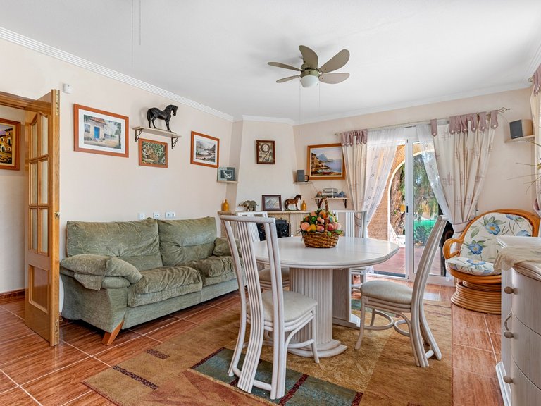 Villa for Sale in Jacarilla, Alicante 31