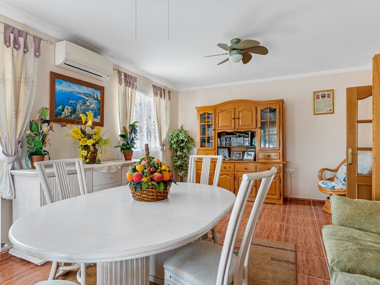 Villa for Sale in Jacarilla, Alicante 32