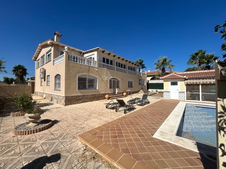 Villa for Sale in Ciudad Quesada, Alicante 2