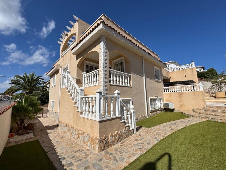 Villa for Sale in Ciudad Quesada, Alicante 30