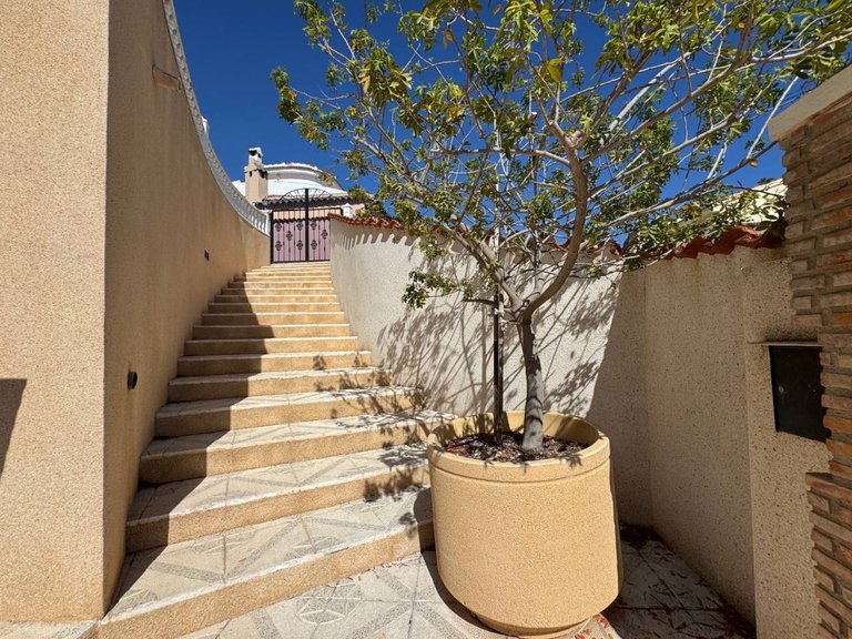 Villa for Sale in Ciudad Quesada, Alicante 34