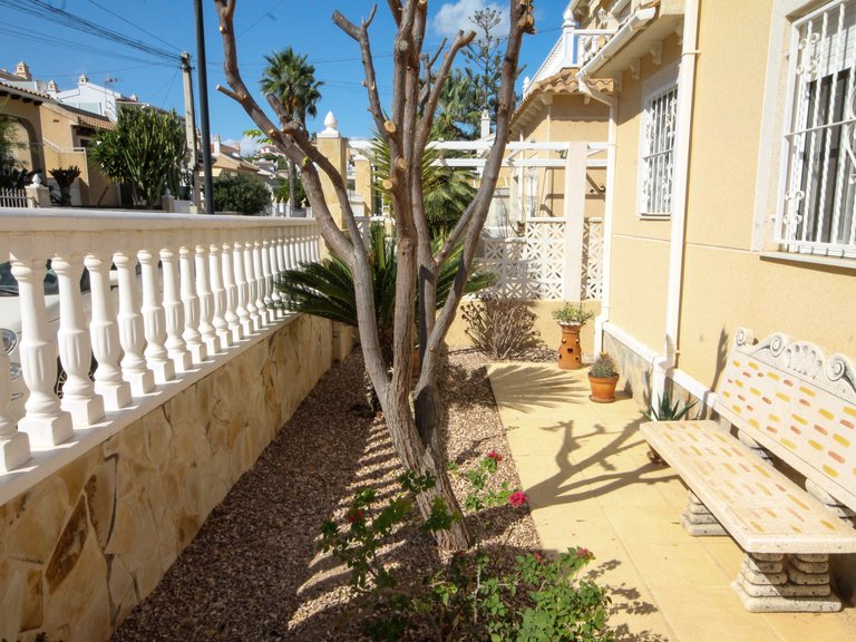 Villa for Sale in Villamartin, Alicante 3