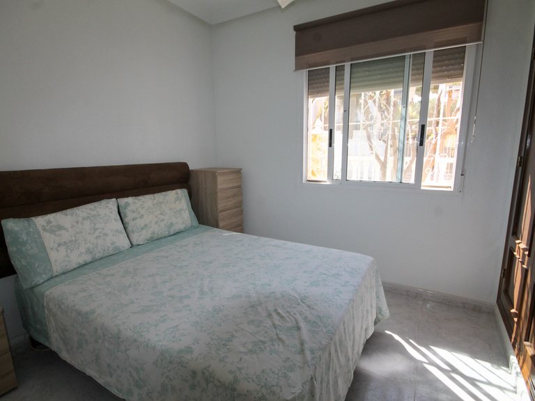 Villa for Sale in Villamartin, Alicante 11