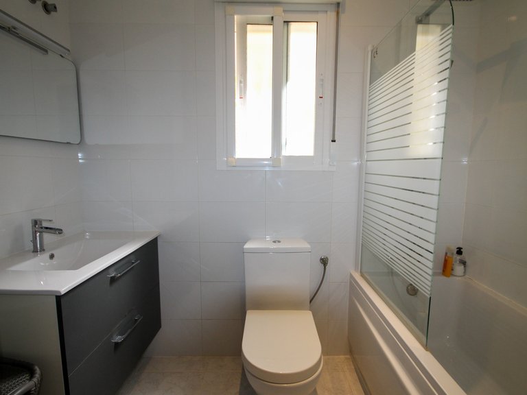 Villa for Sale in Villamartin, Alicante 13