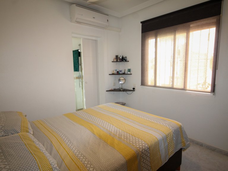 Villa for Sale in Villamartin, Alicante 15