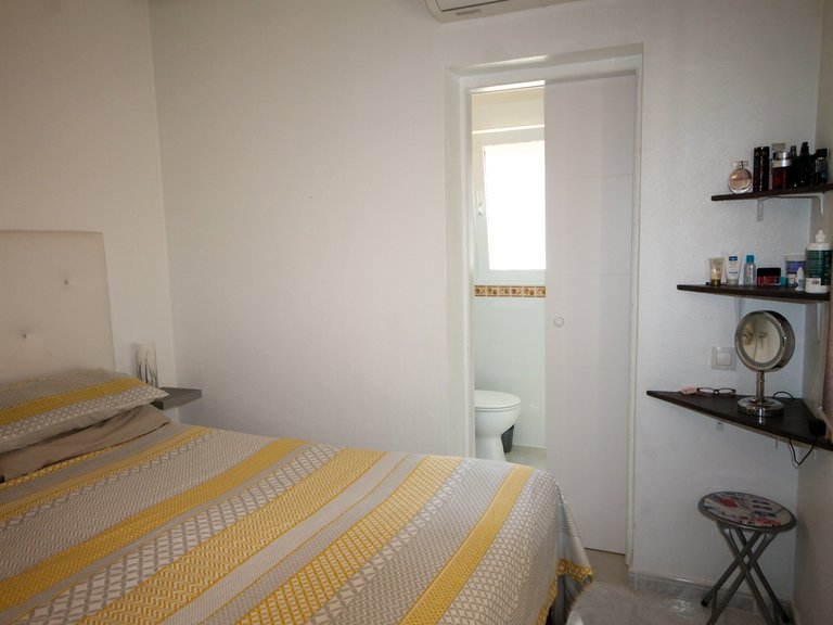 Villa for Sale in Villamartin, Alicante 17