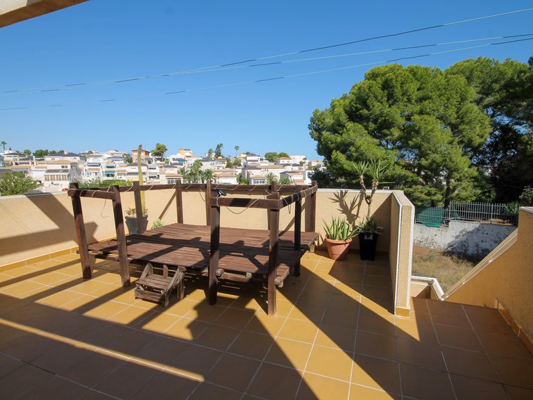 Villa for Sale in Villamartin, Alicante 20