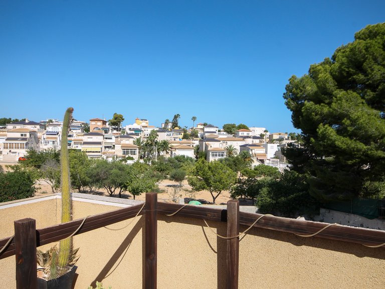 Villa for Sale in Villamartin, Alicante 21