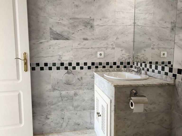 Apartment for Sale in Villamartin, Alicante 17