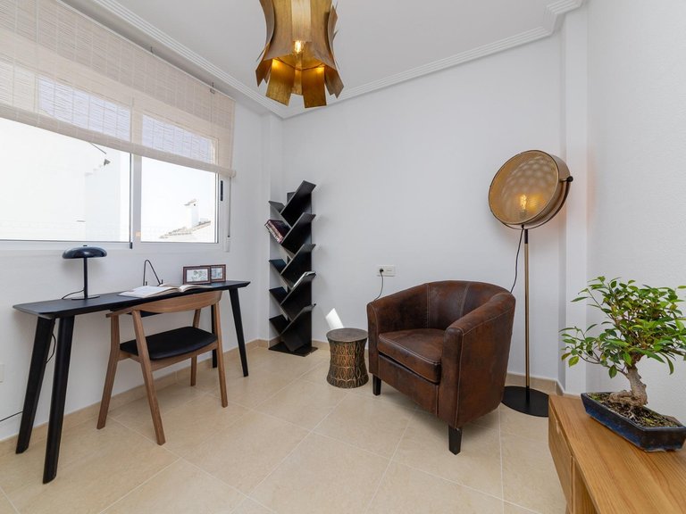Villa for Sale in La Marina, Alicante 18