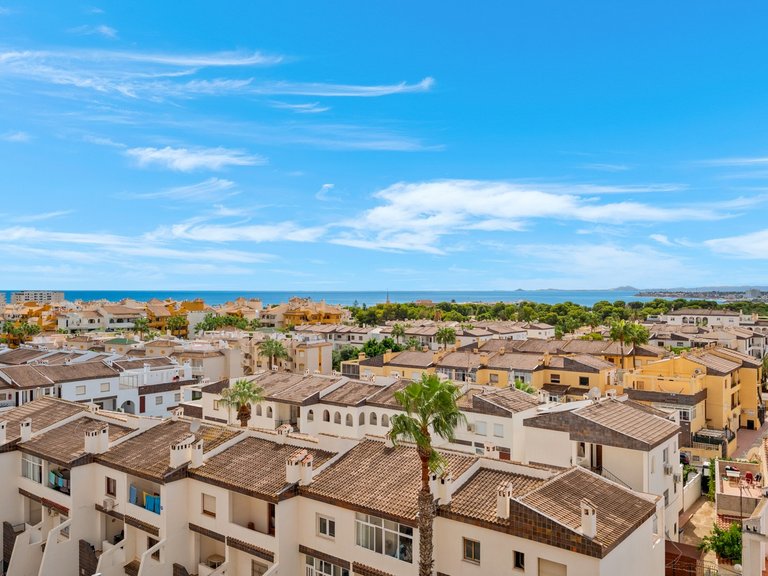Apartment for Sale in Punta Prima, Alicante 6