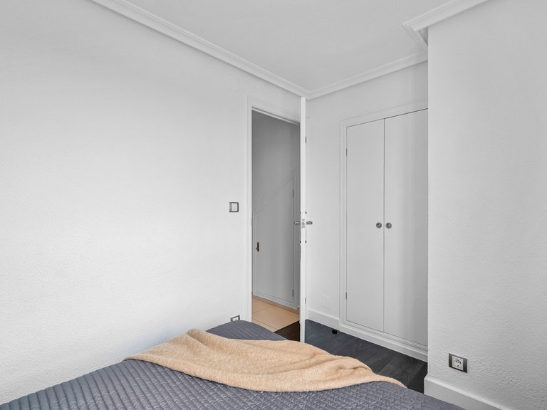 Apartment for Sale in Punta Prima, Alicante 19