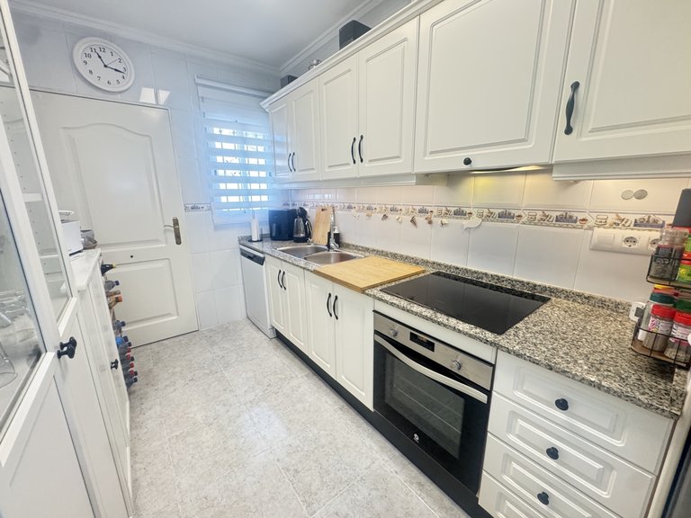 Villa for Sale in Villamartin, Alicante 13