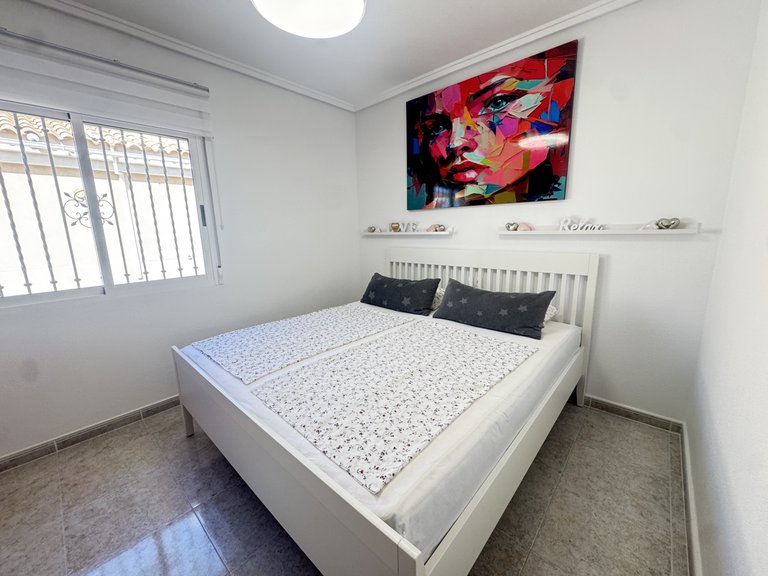 Villa for Sale in Villamartin, Alicante 20