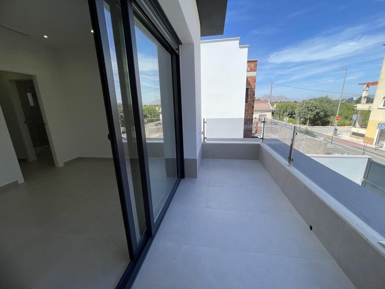 Villa for Sale in Almoradi, Alicante 36