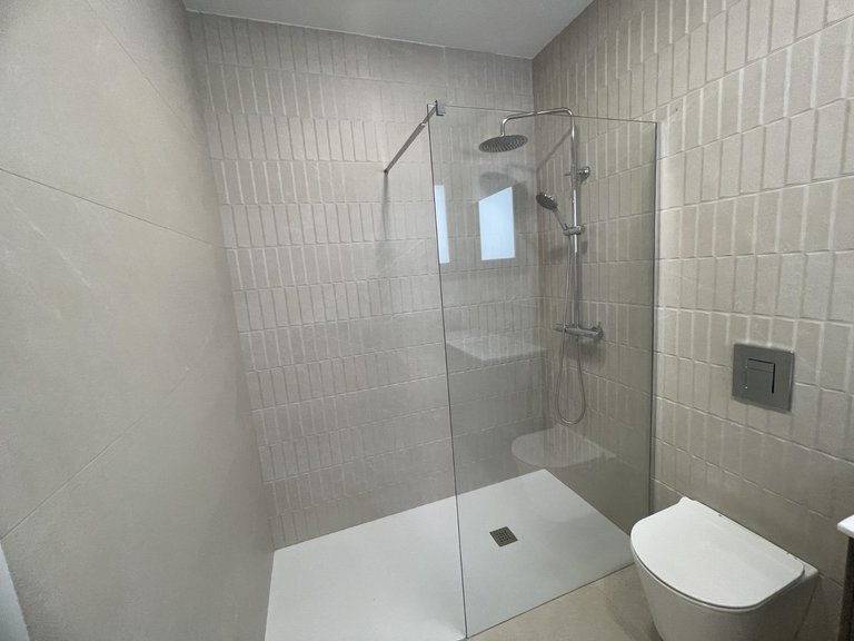 Villa for Sale in Almoradi, Alicante 46