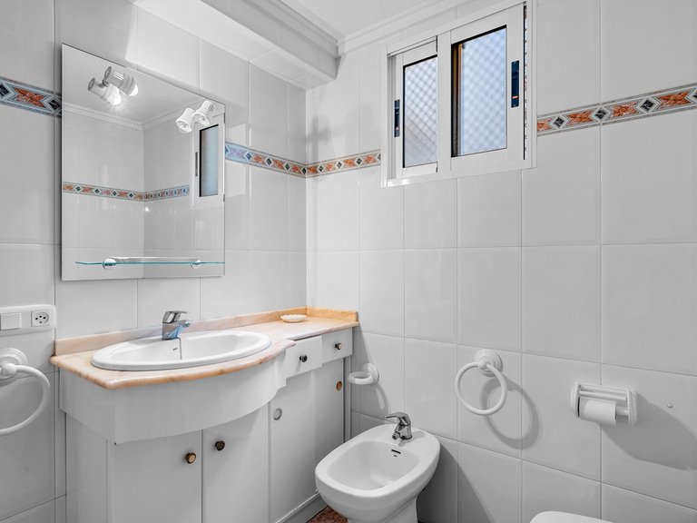 Apartment for Sale in Torrevieja, Alicante 13