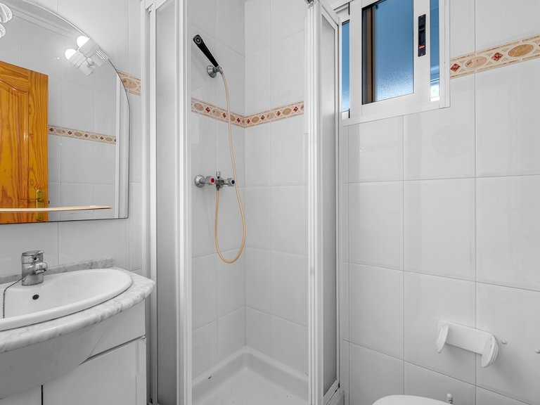 Apartment for Sale in Torrevieja, Alicante 17