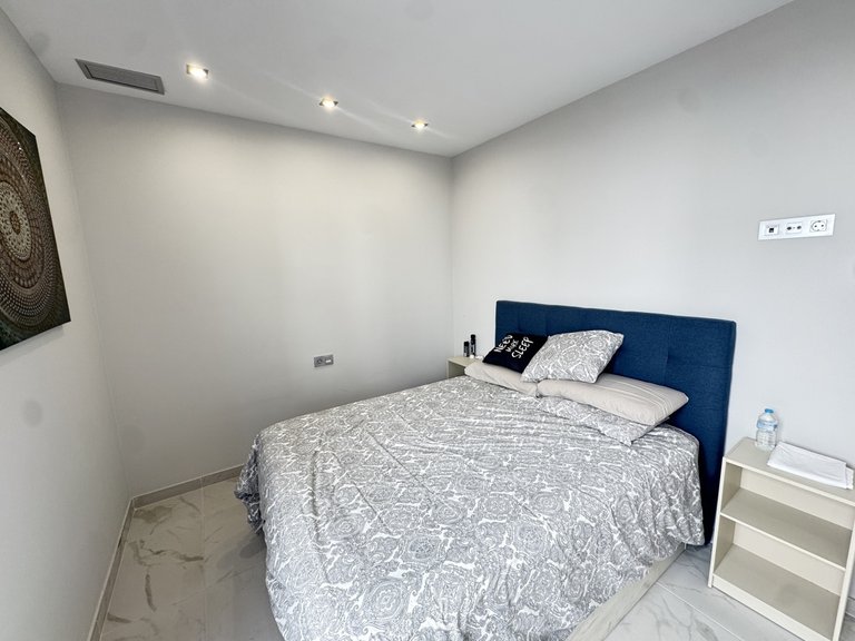 Villa for Sale in Villamartin, Alicante 11