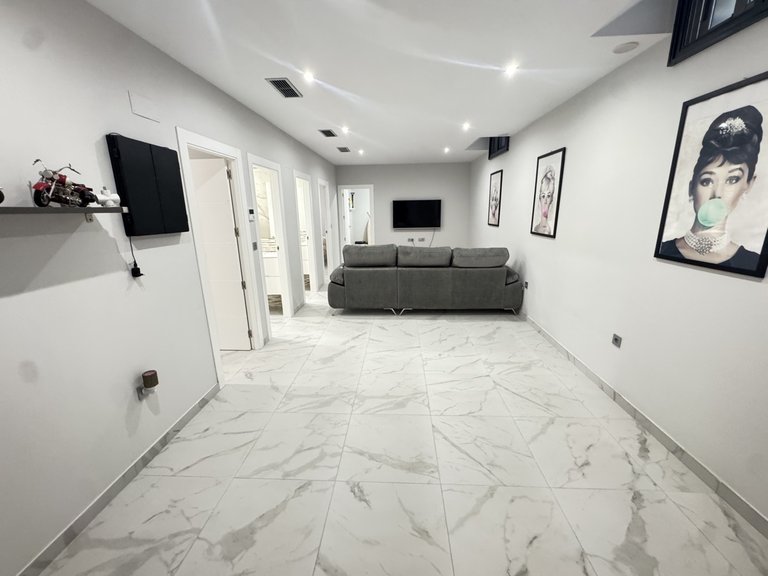 Villa for Sale in Villamartin, Alicante 14