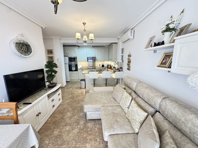 Apartment for Sale in Cabo Roig, Alicante 3