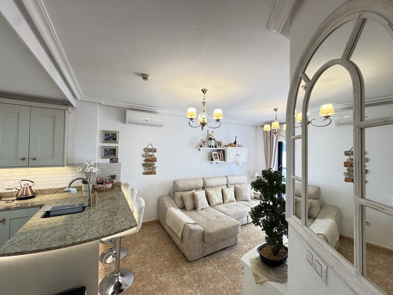 Apartment for Sale in Cabo Roig, Alicante 10