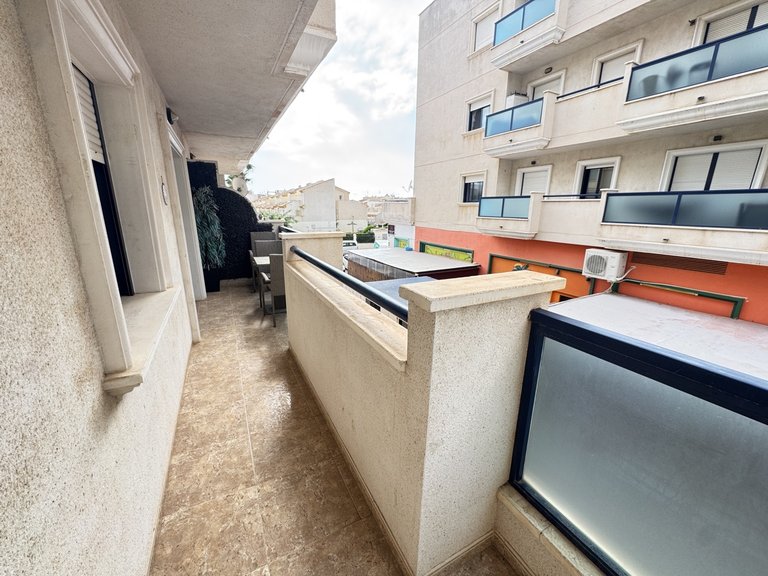 Apartment for Sale in Cabo Roig, Alicante 17