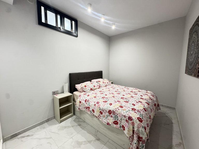 Villa for Sale in Villamartin, Alicante 19