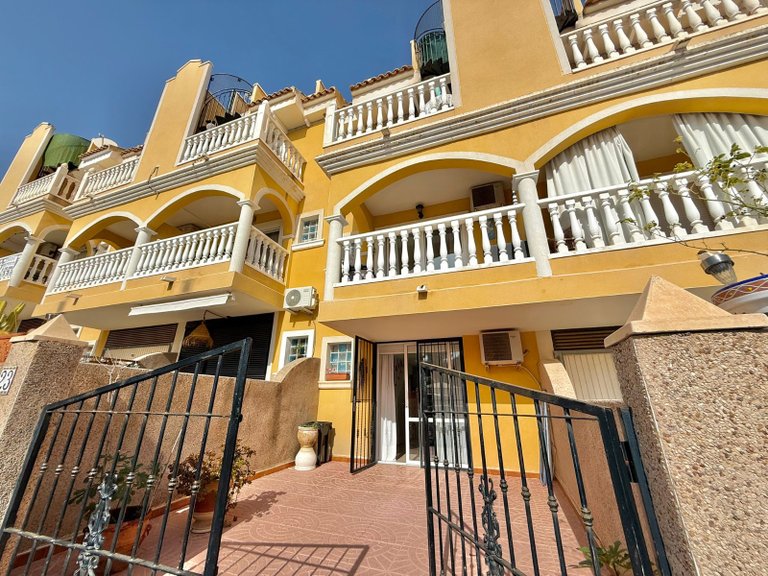 Town House for Sale in Algorfa, Alicante 1