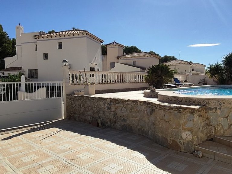 Villa for Sale in Las Ramblas, Alicante 25